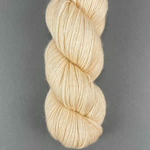 Baby Alpaka Elfenbein