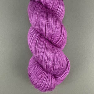 Baby Alpaka Kardinal